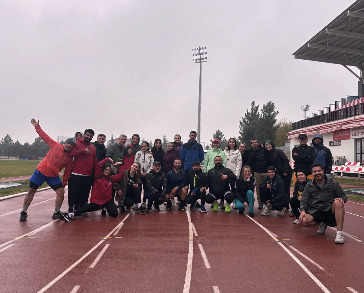 Cross Run Club image 2